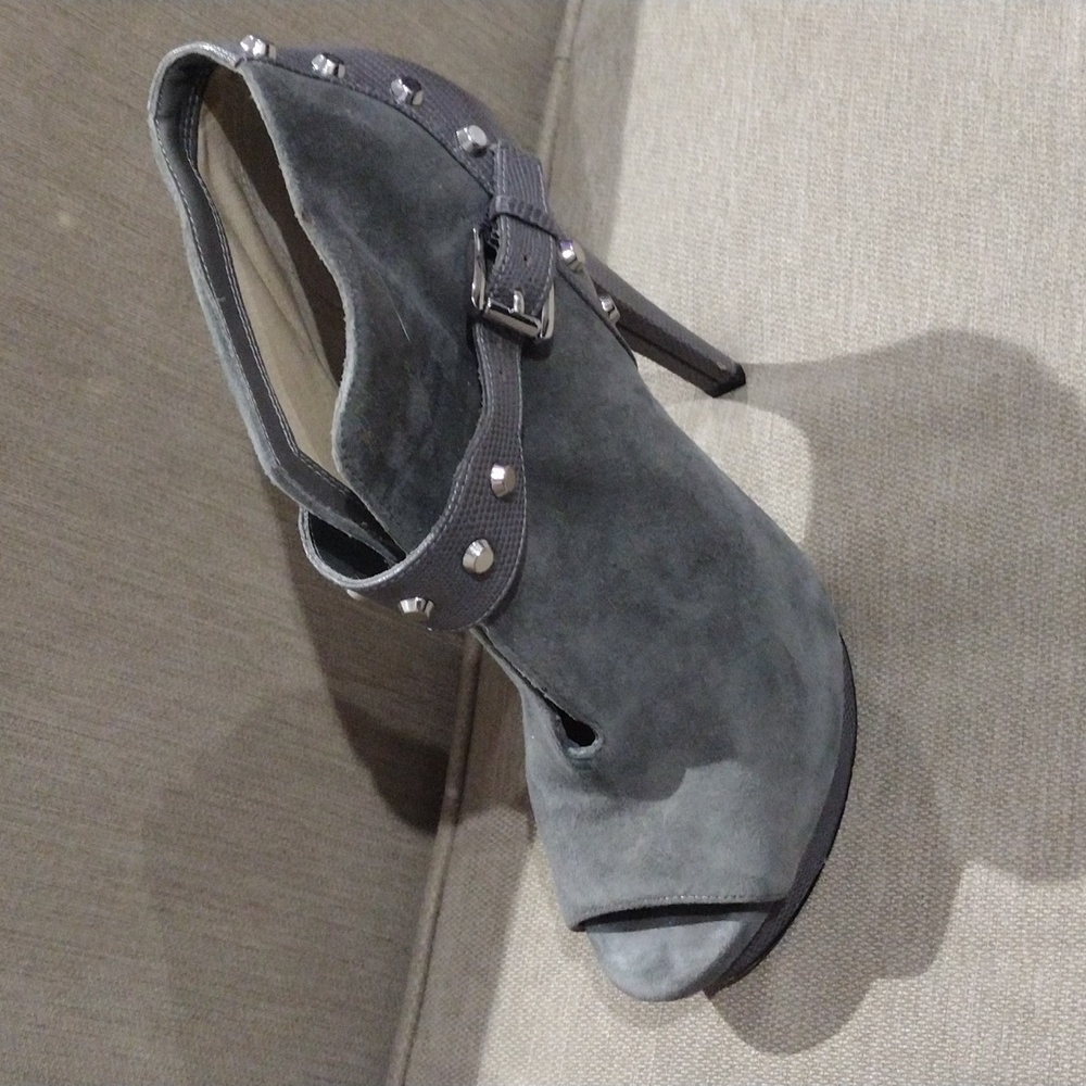 Michael Kors Peep Toe Gray Suede Booties with Silver studs.